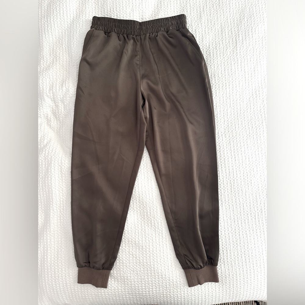 Satin look joggers Size S